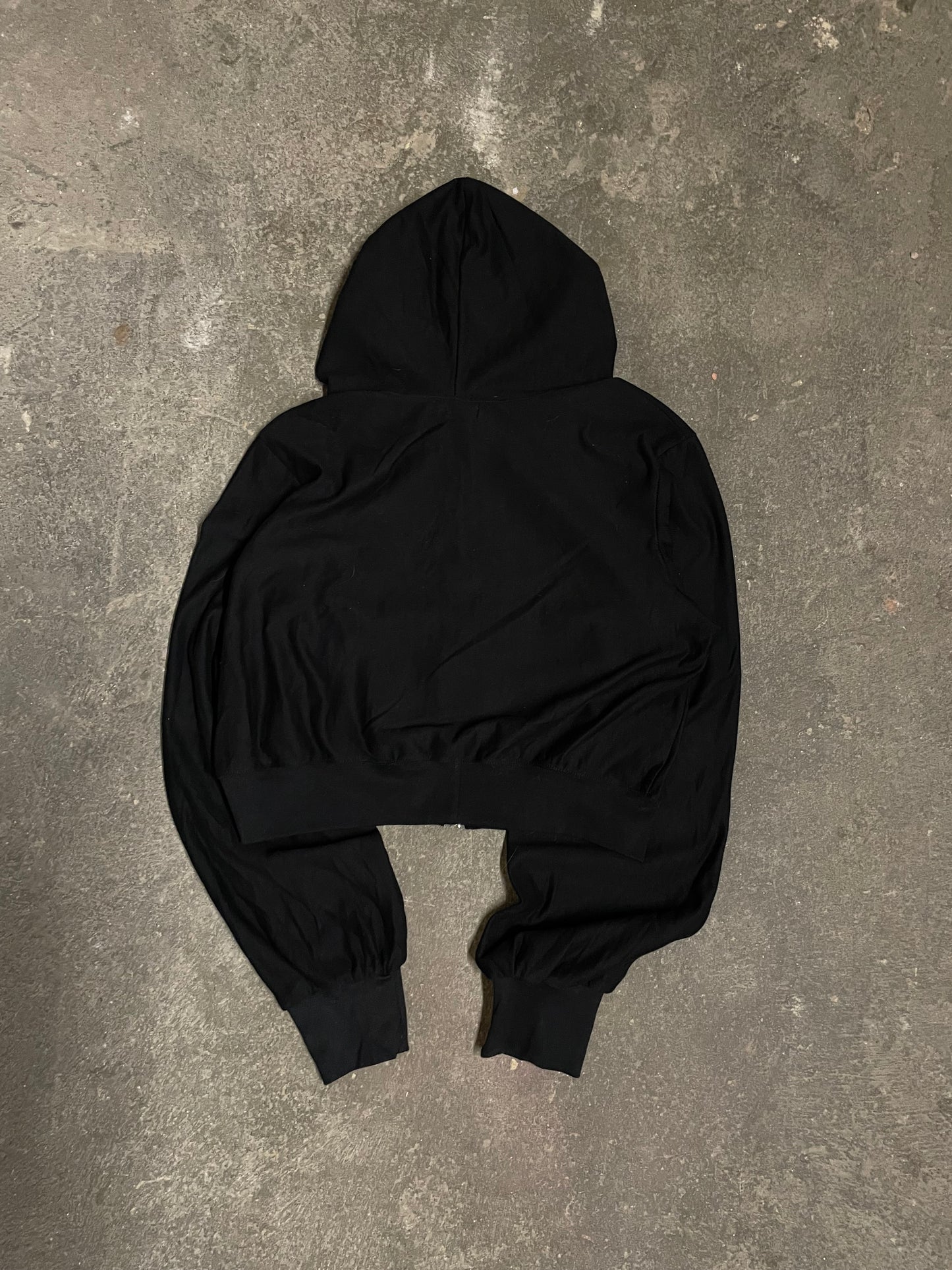 CROPPED BASIC HOODIE