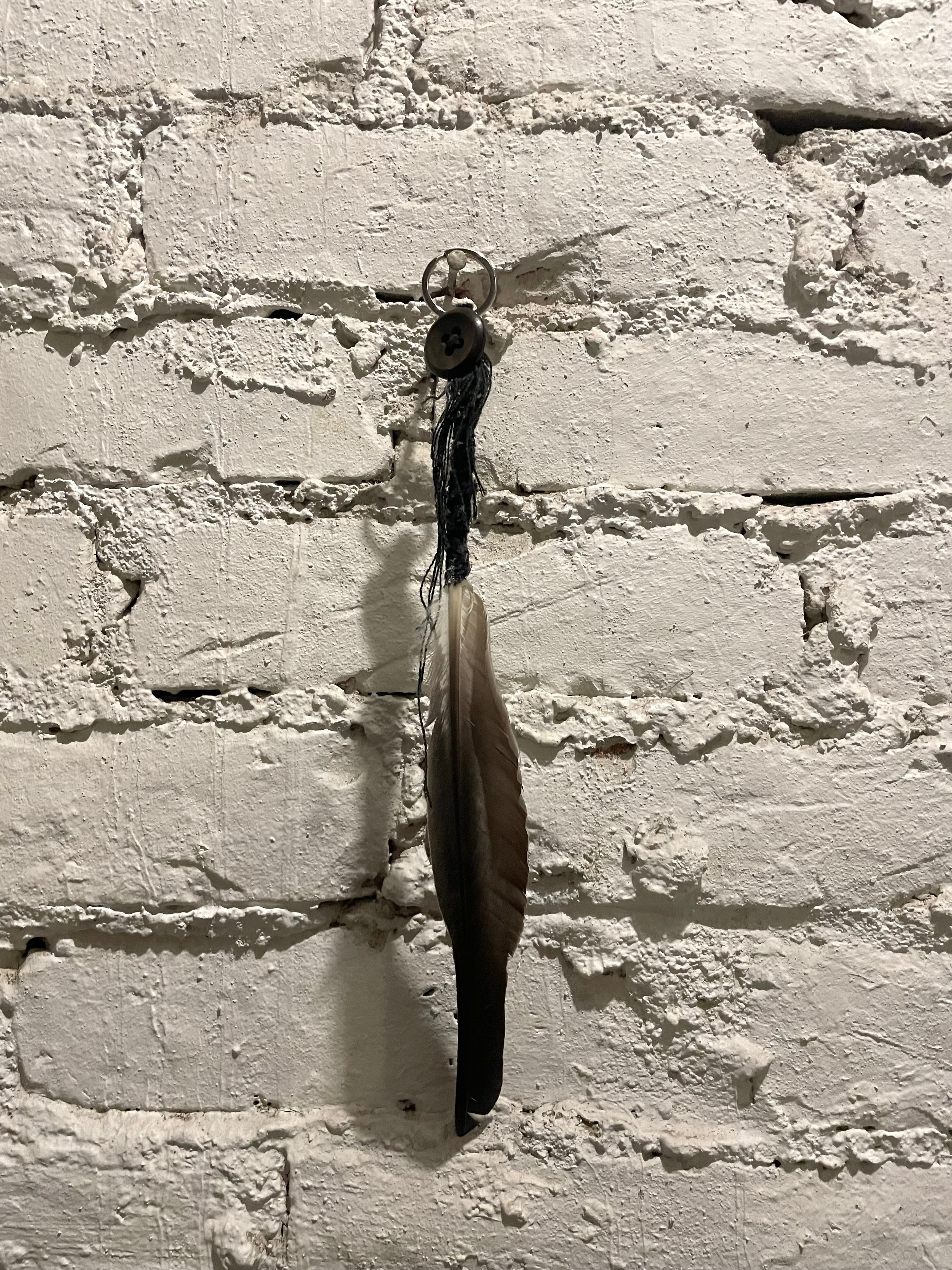 SAILOR'S FEATHER KEYCHAIN