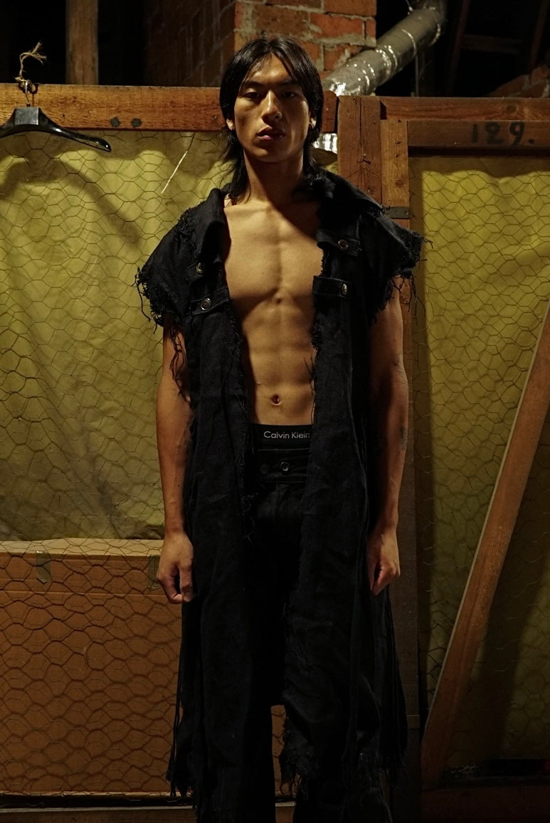 CAPTAIN'S LONG VEST