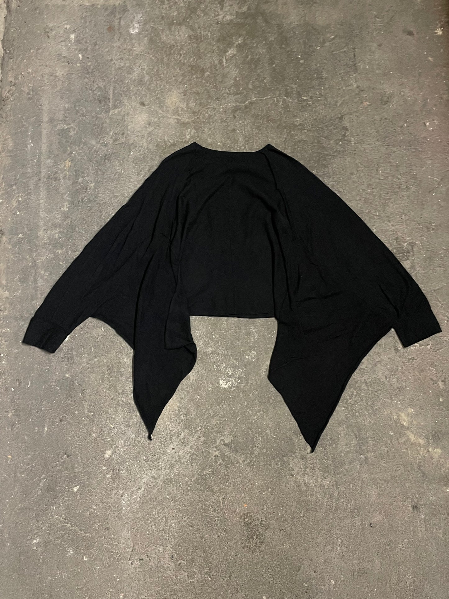 WINGED LONG SLEEVE