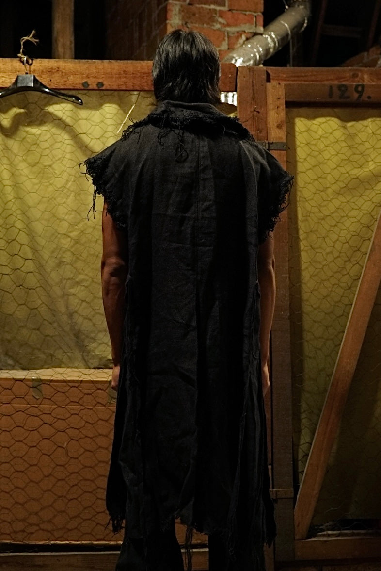 CAPTAIN'S LONG VEST