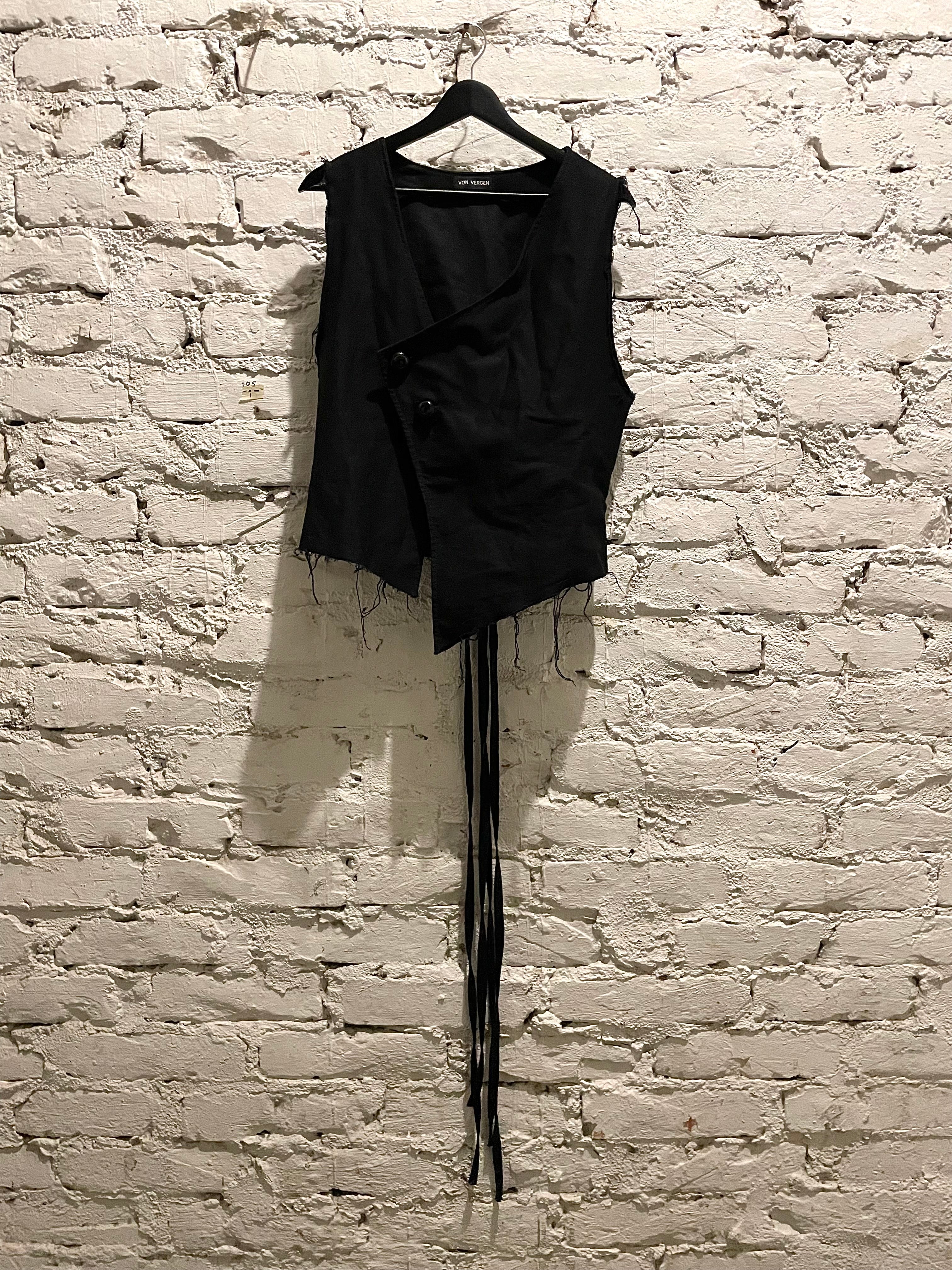 CREWMATE'S ASYMMETRICAL VEST