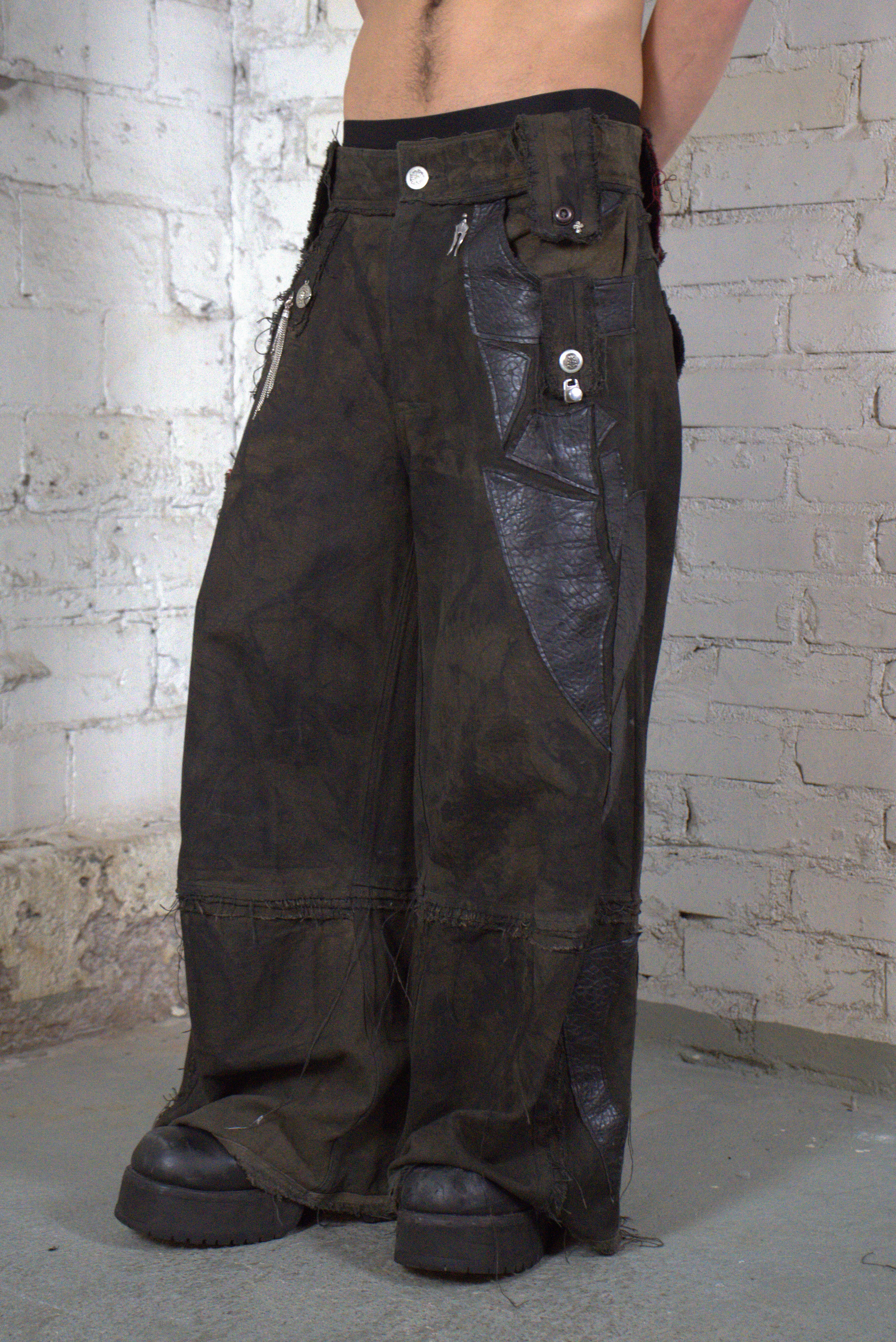 CAPTAIN'S BAGGY TROUSERS