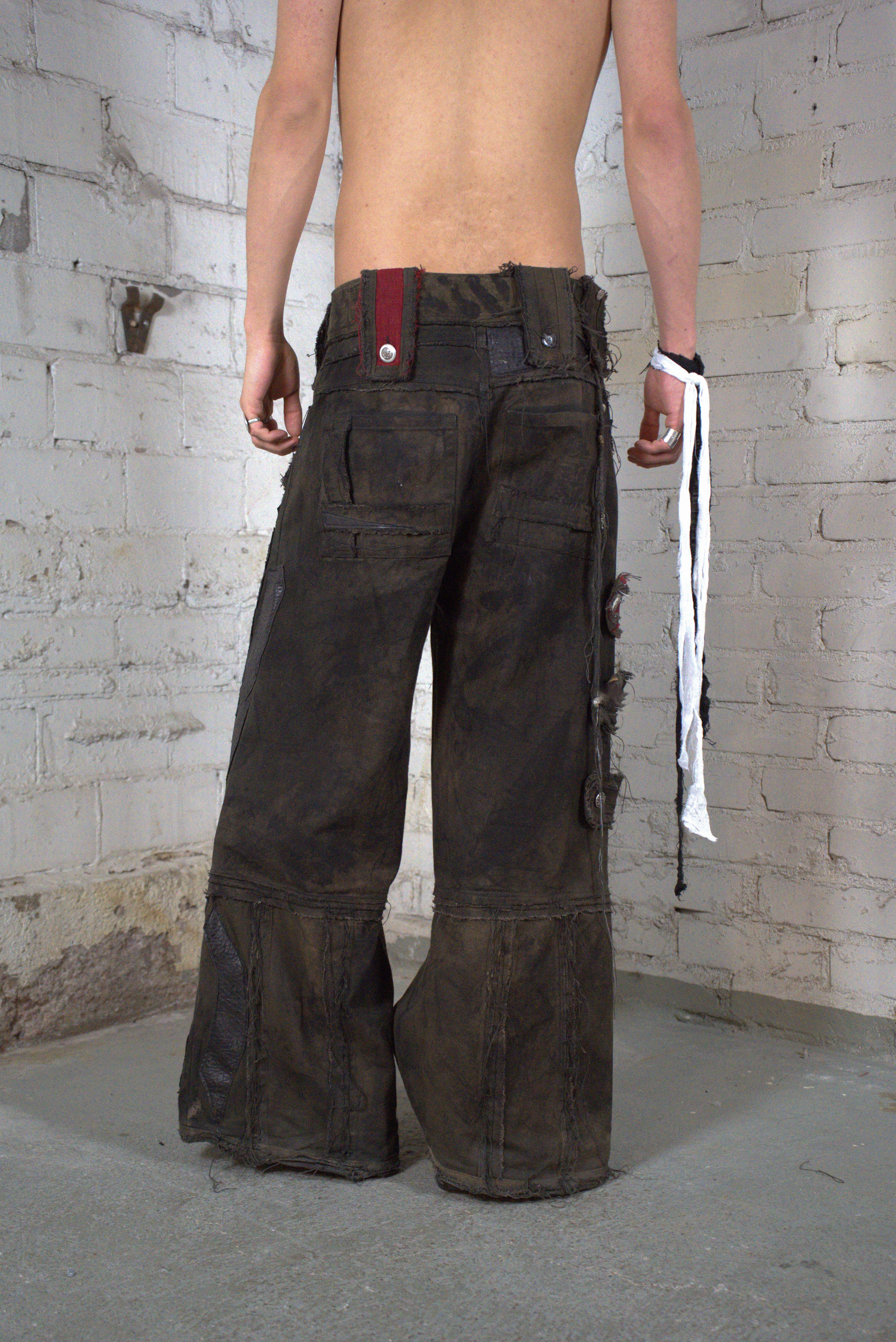 CAPTAIN'S BAGGY TROUSERS