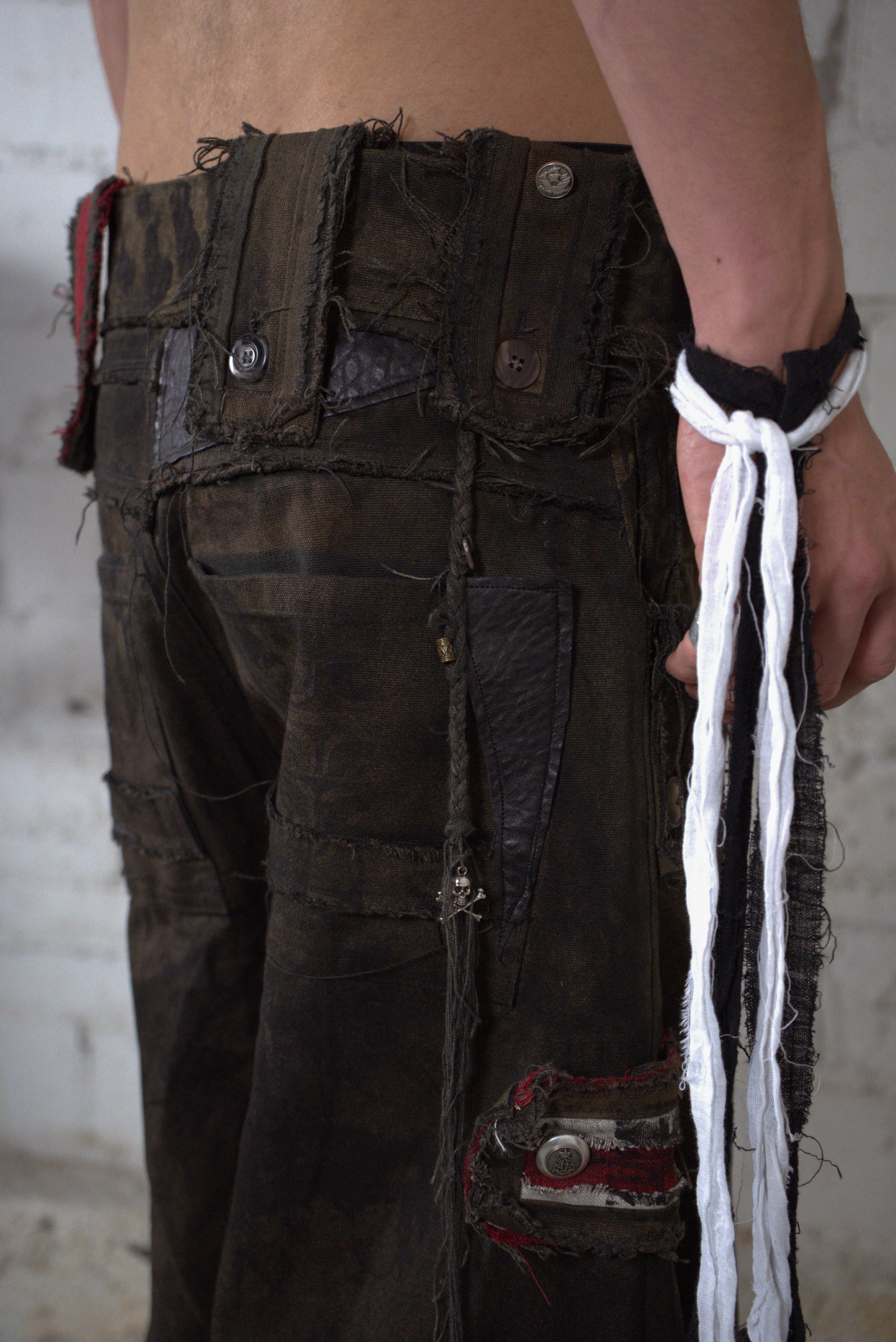 CAPTAIN'S BAGGY TROUSERS