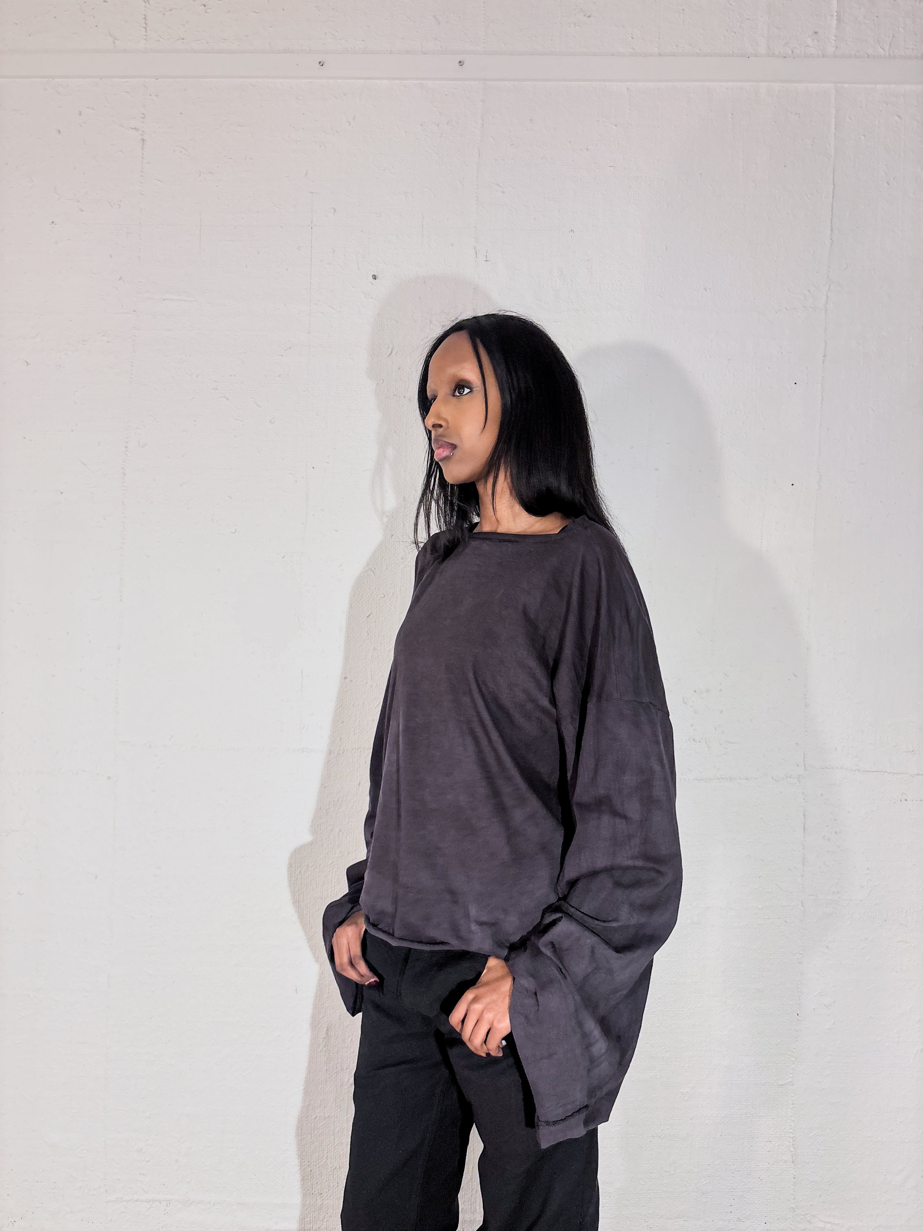 OVERDYED SQUARE-CUT LONGSLEEVE