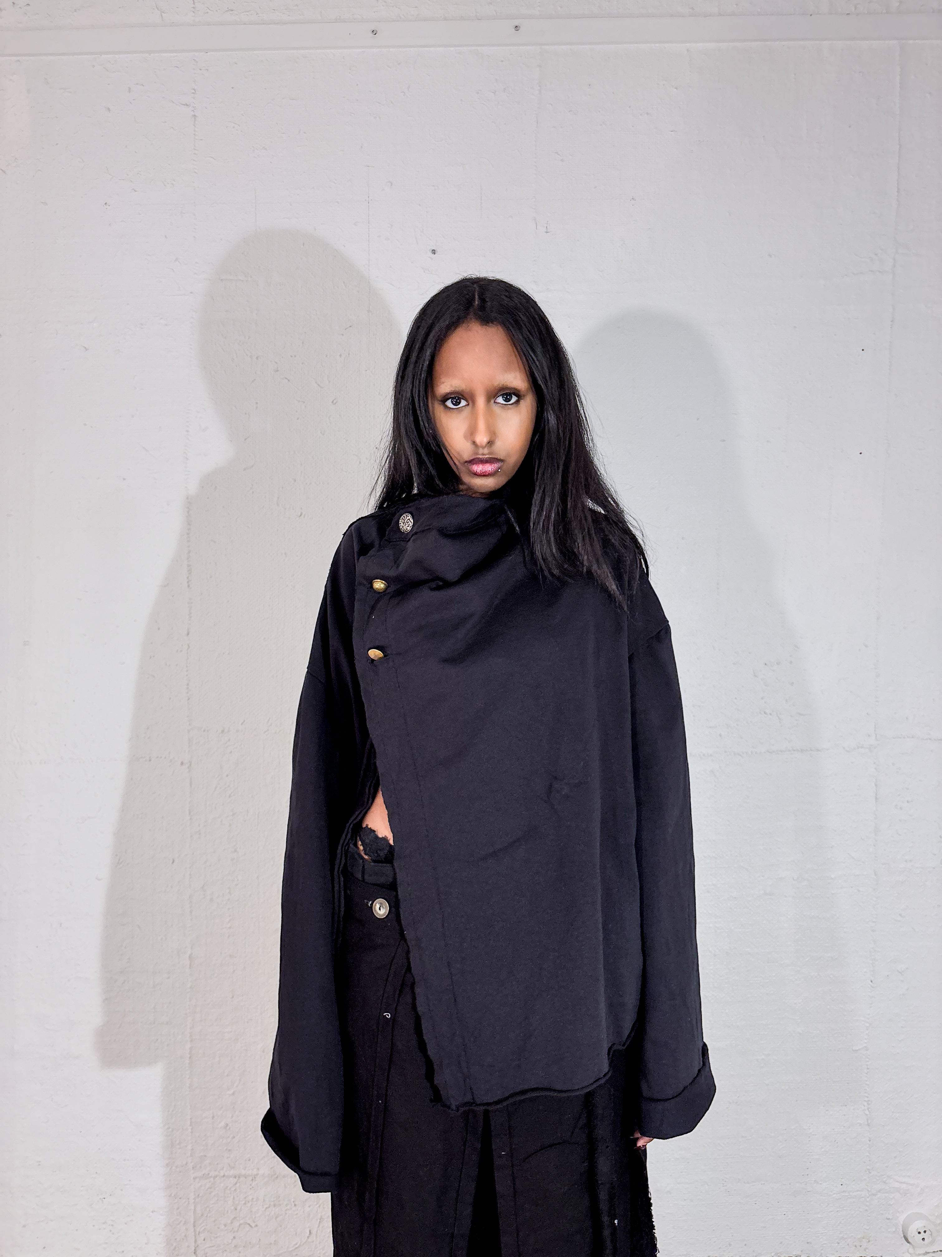 ASYMMETRICAL SWEATSHIRT