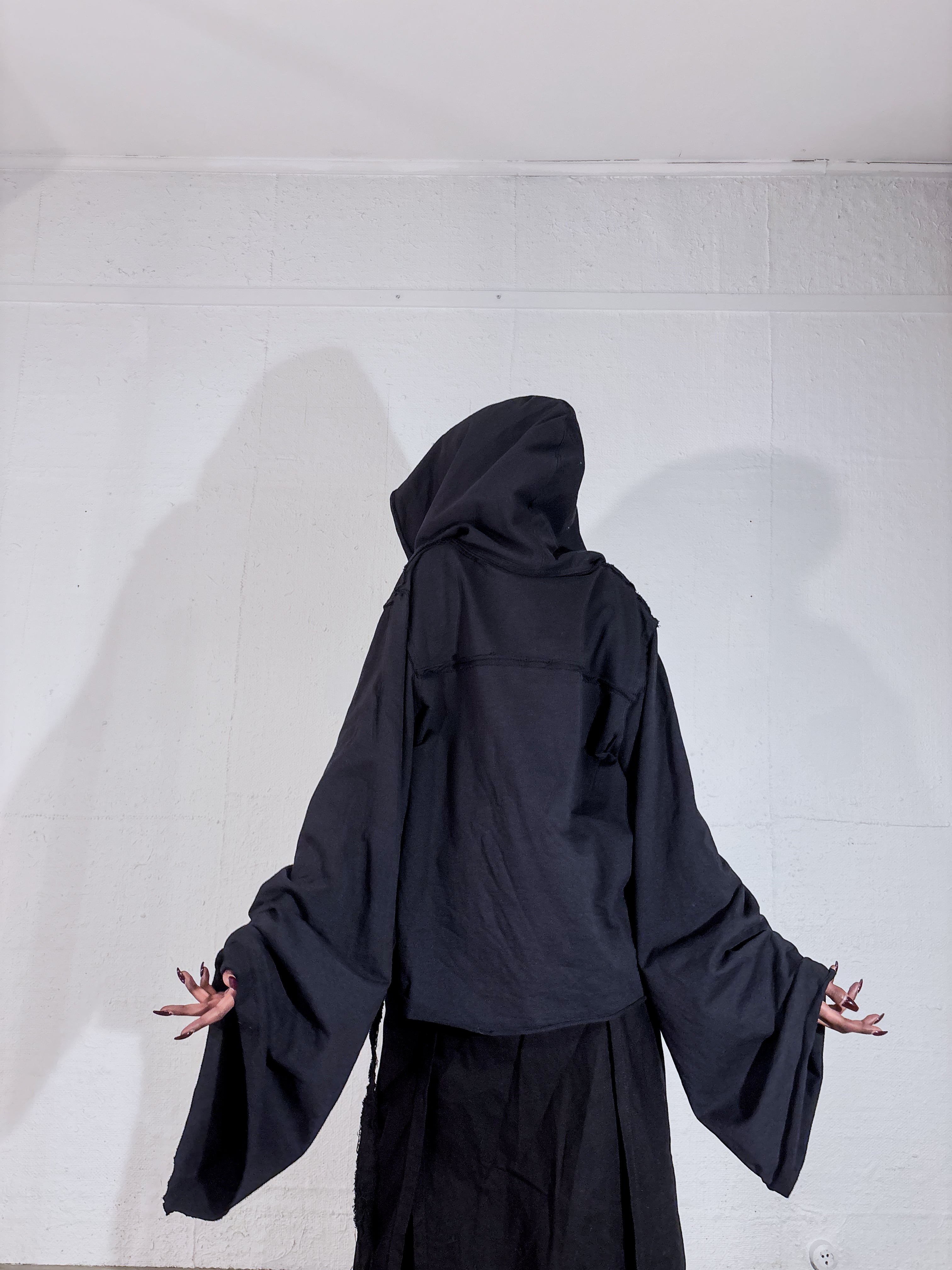 FLARED SLEEVE HOODIE