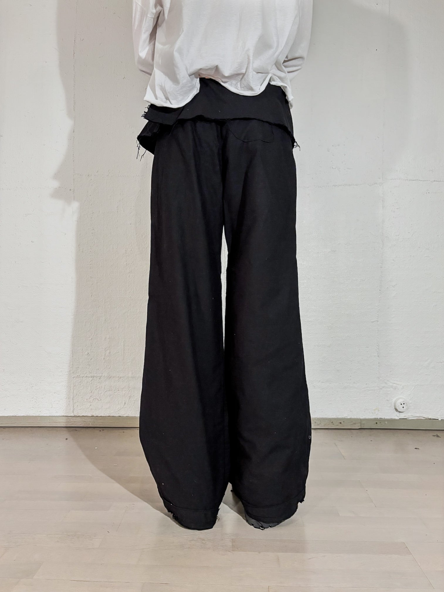 LOOSE LOUNGE PANTS