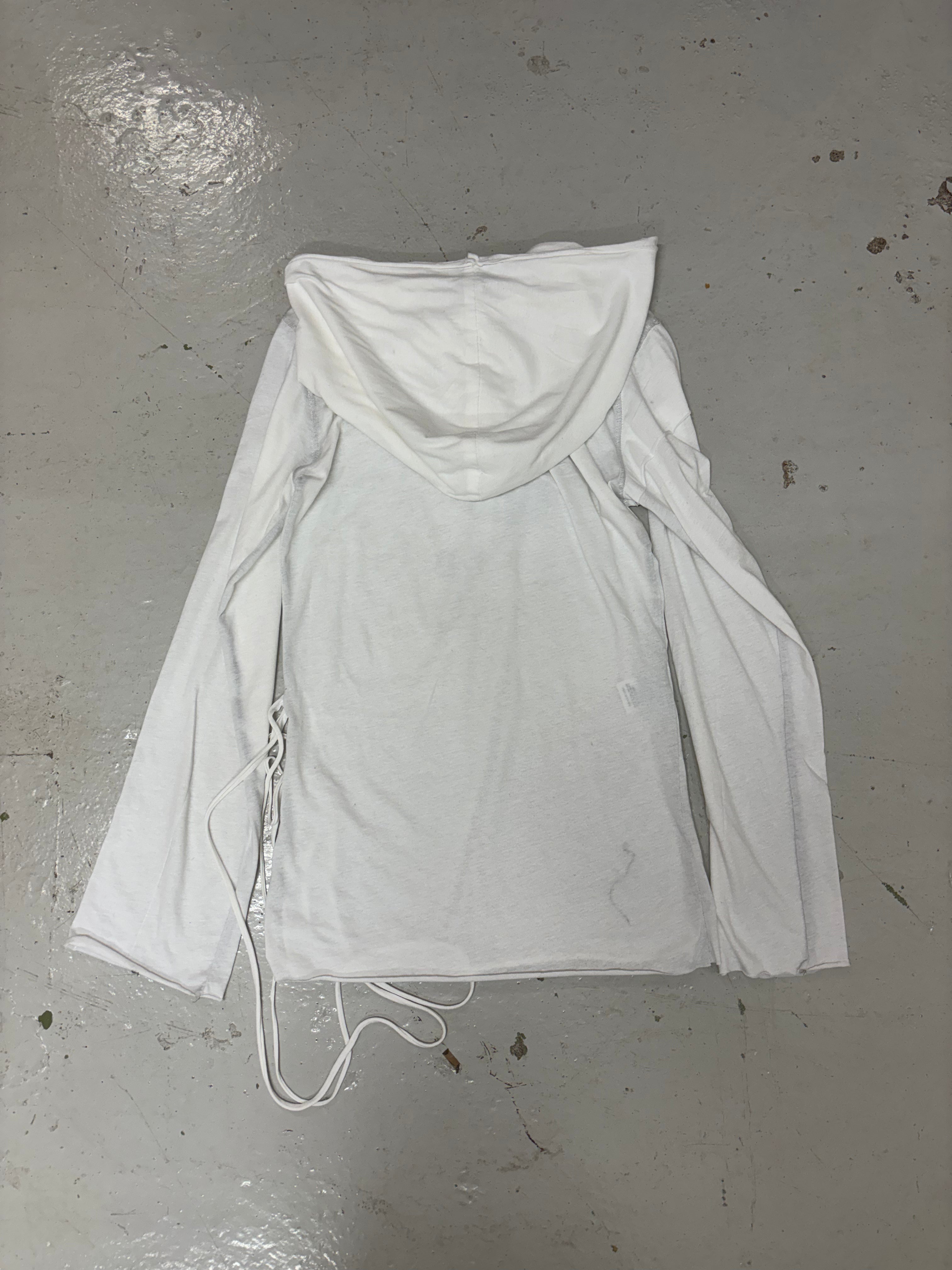 WHITE HOODED LONGSLEEVE