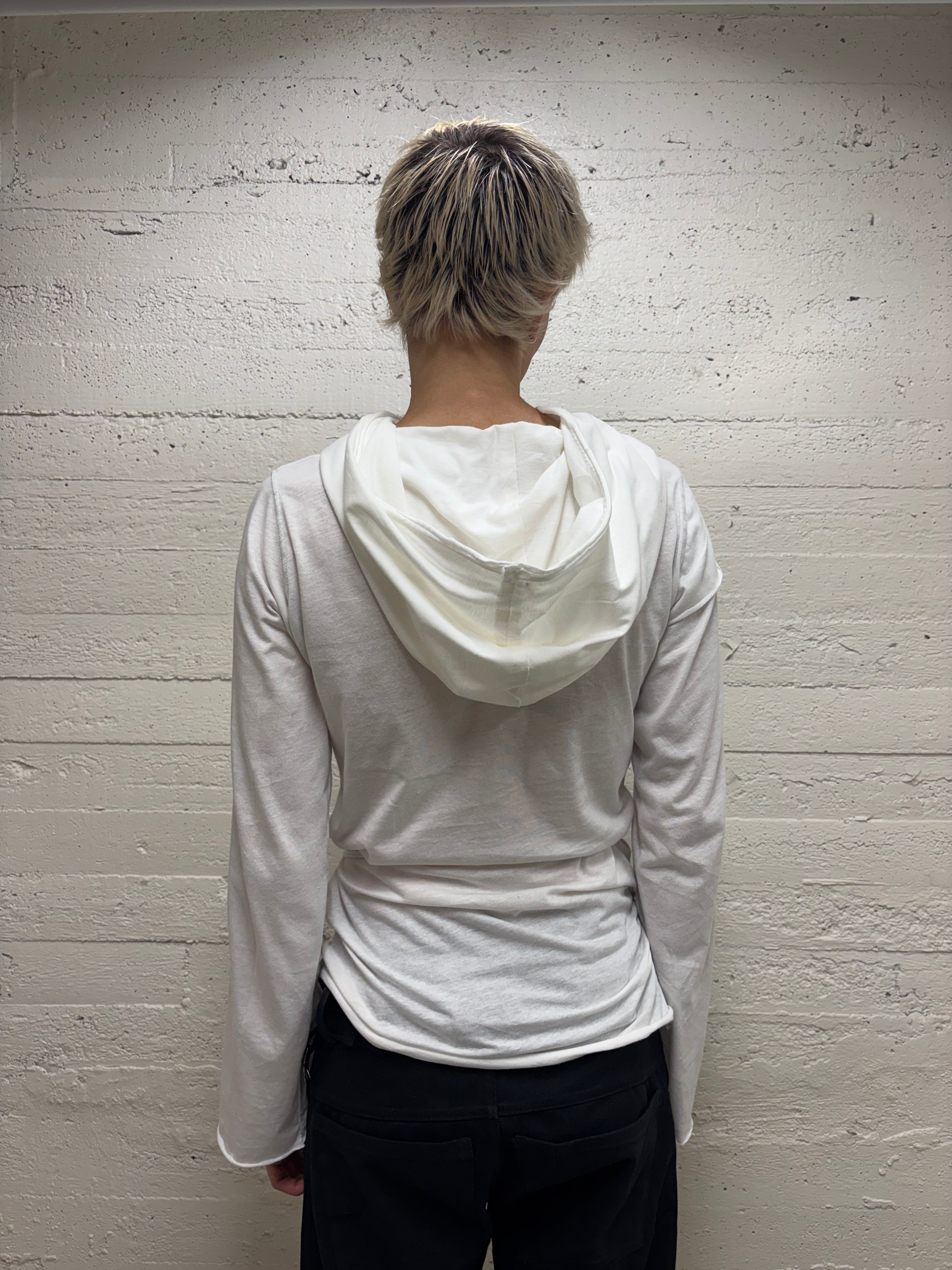 WHITE HOODED LONGSLEEVE