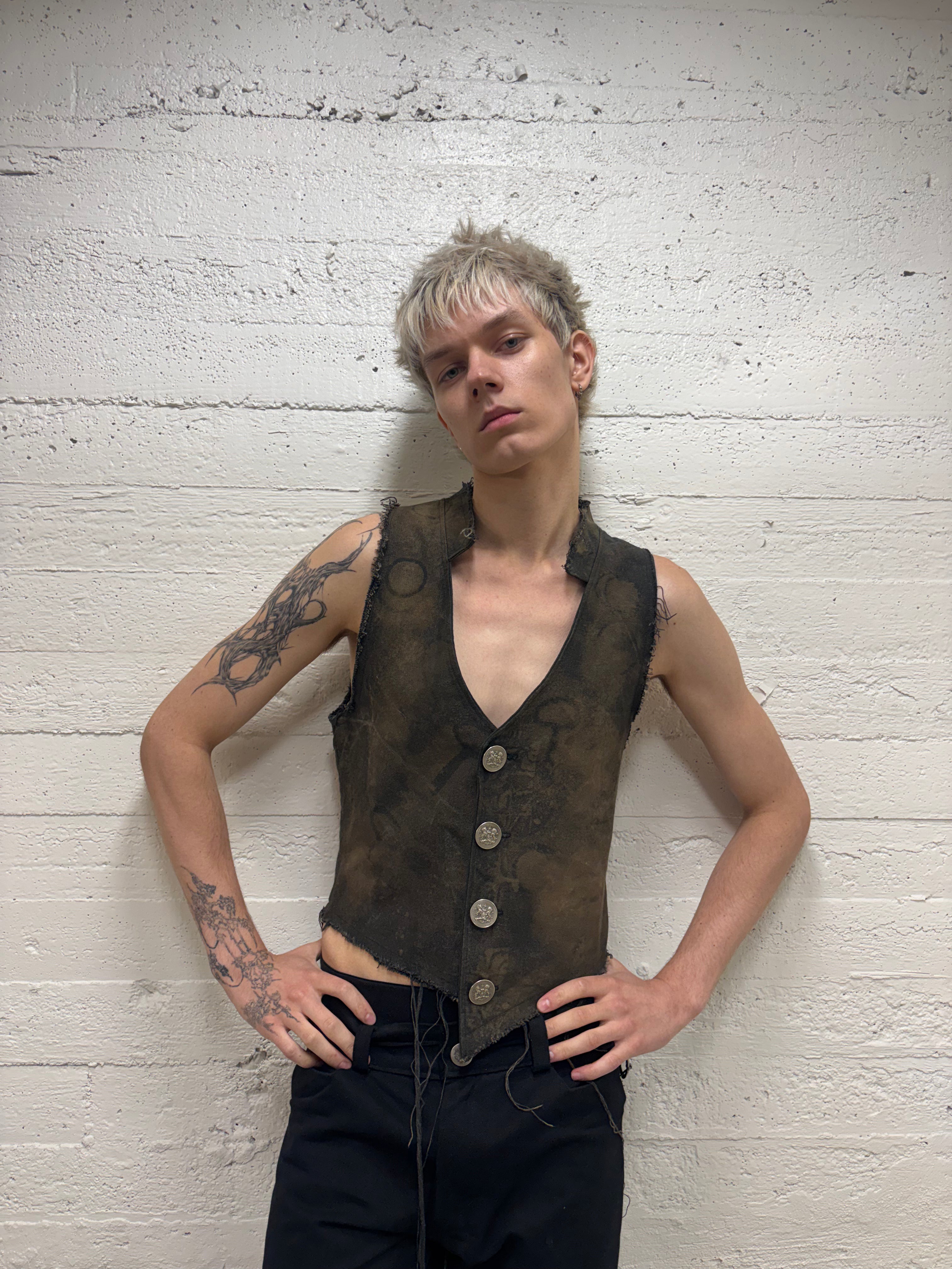 PIRATE'S WORN VEST