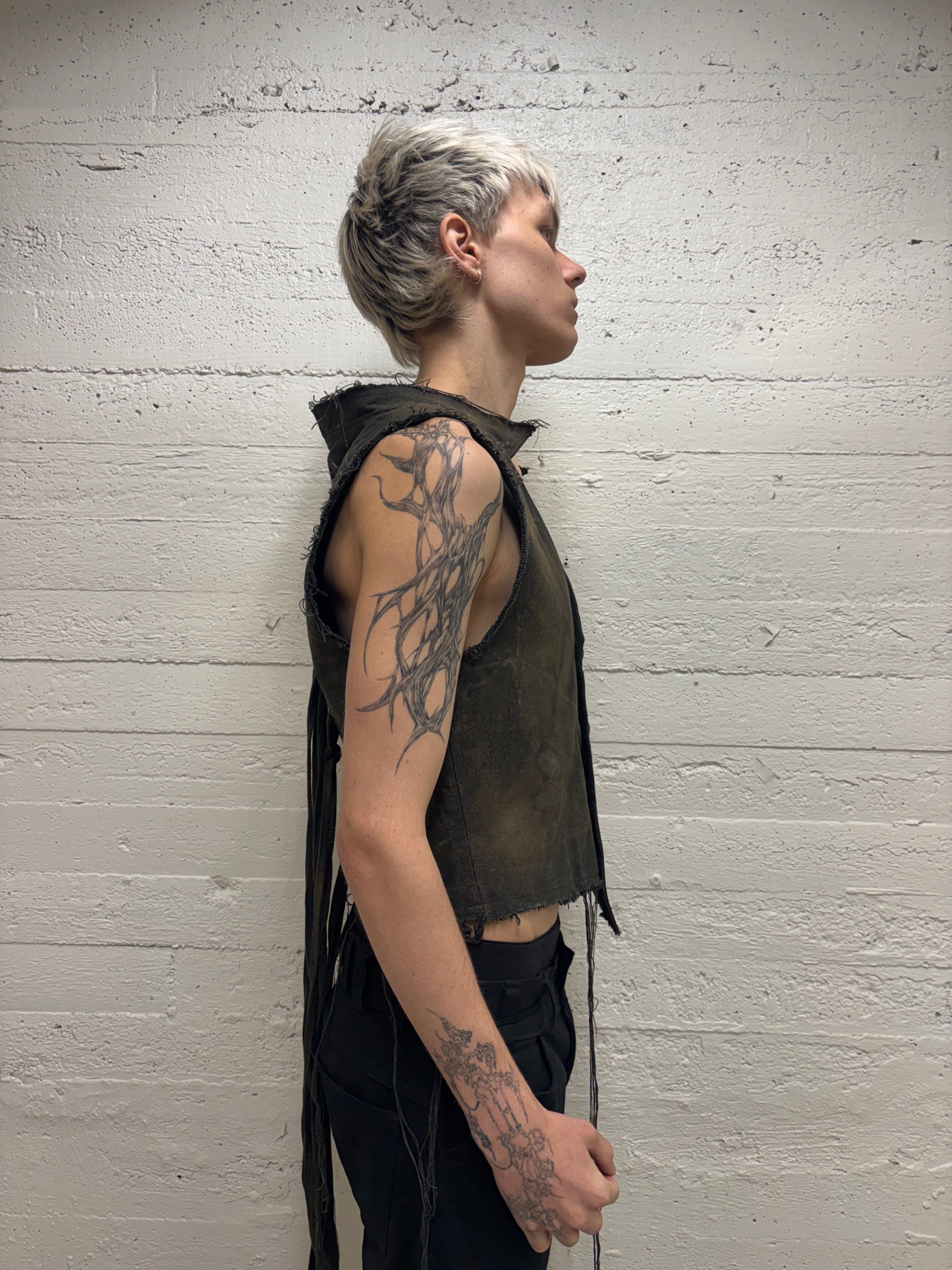 PIRATE'S WORN VEST