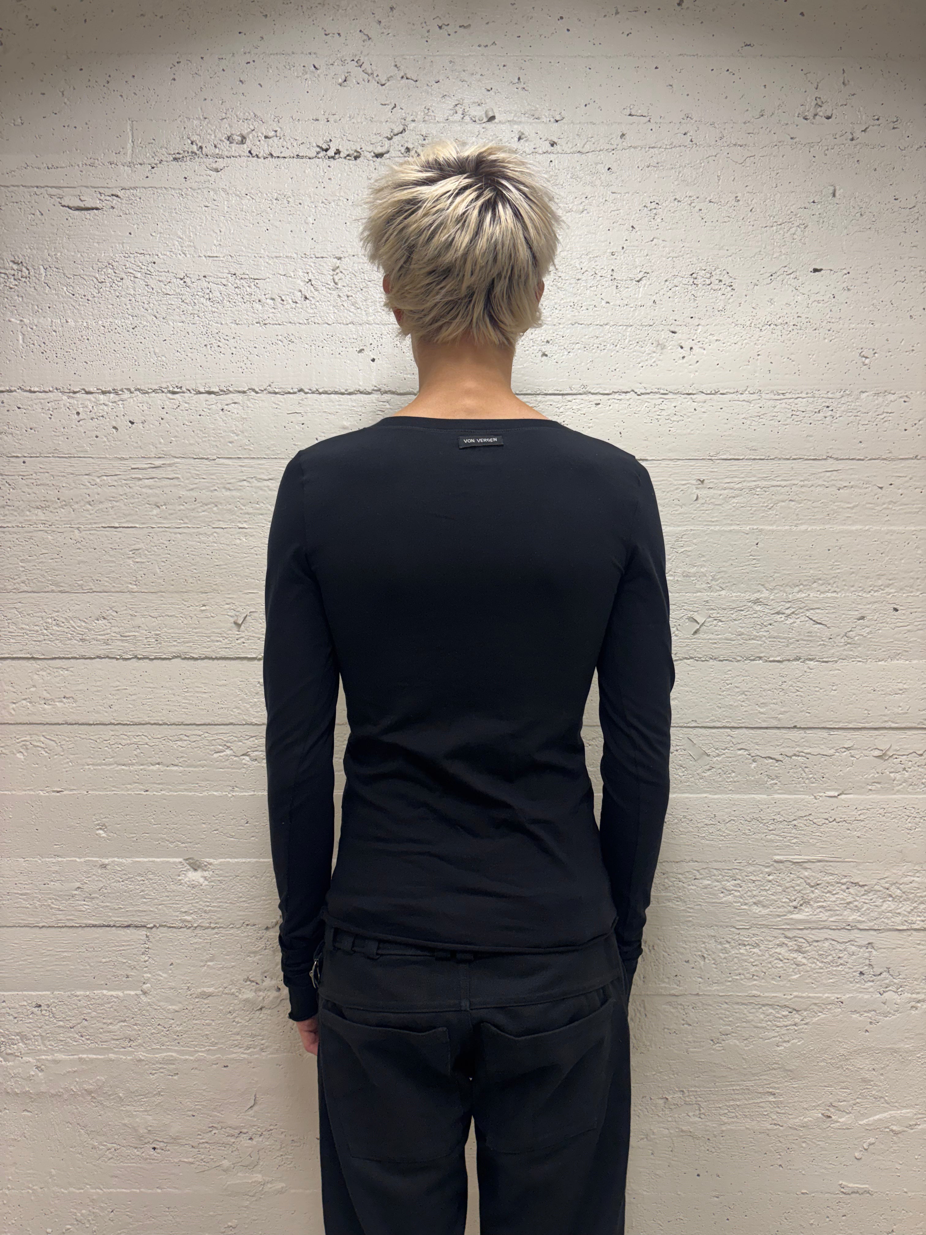 SLIM LONGSLEEVE