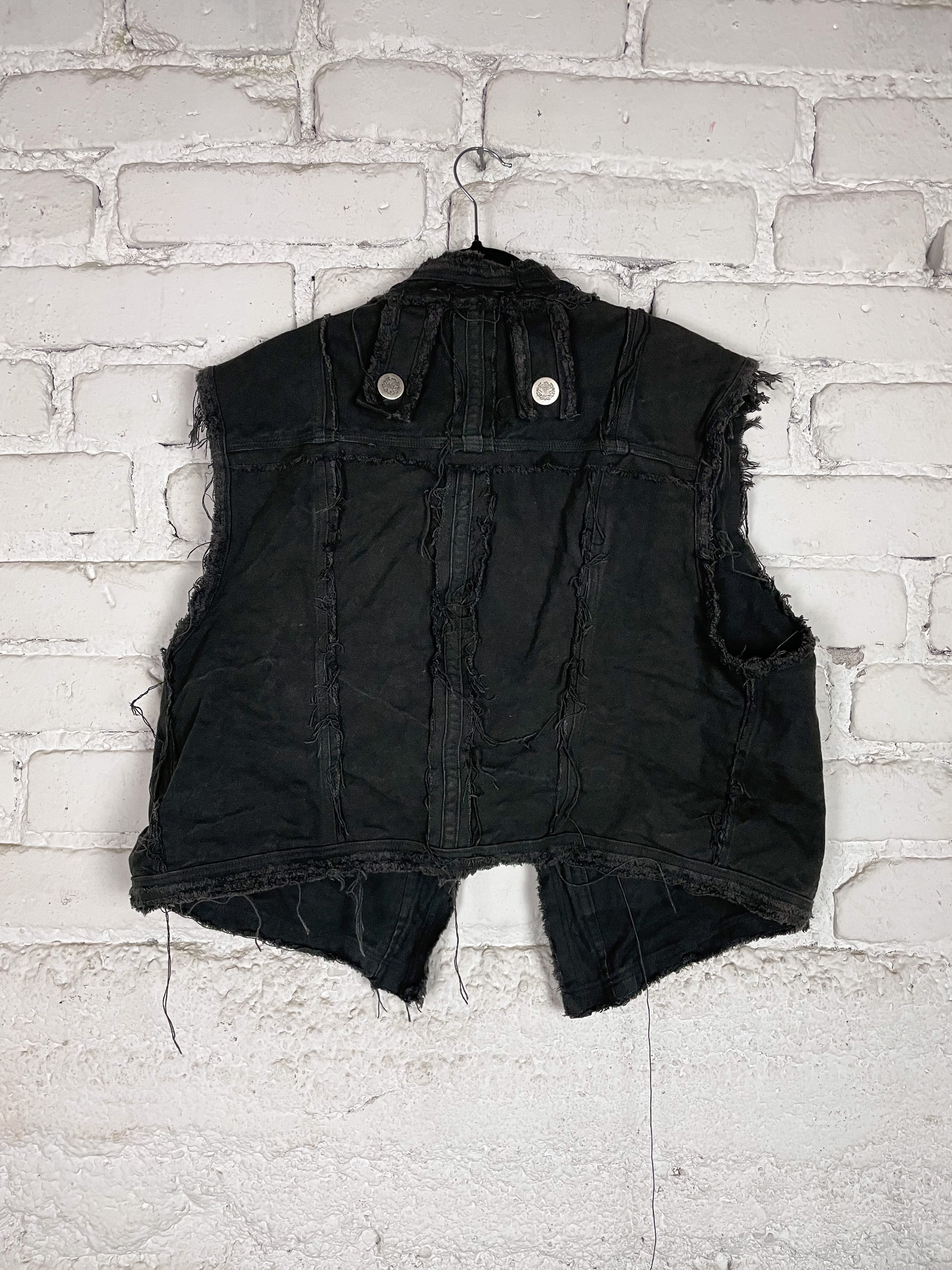 PIRATE'S BUTTONED VEST