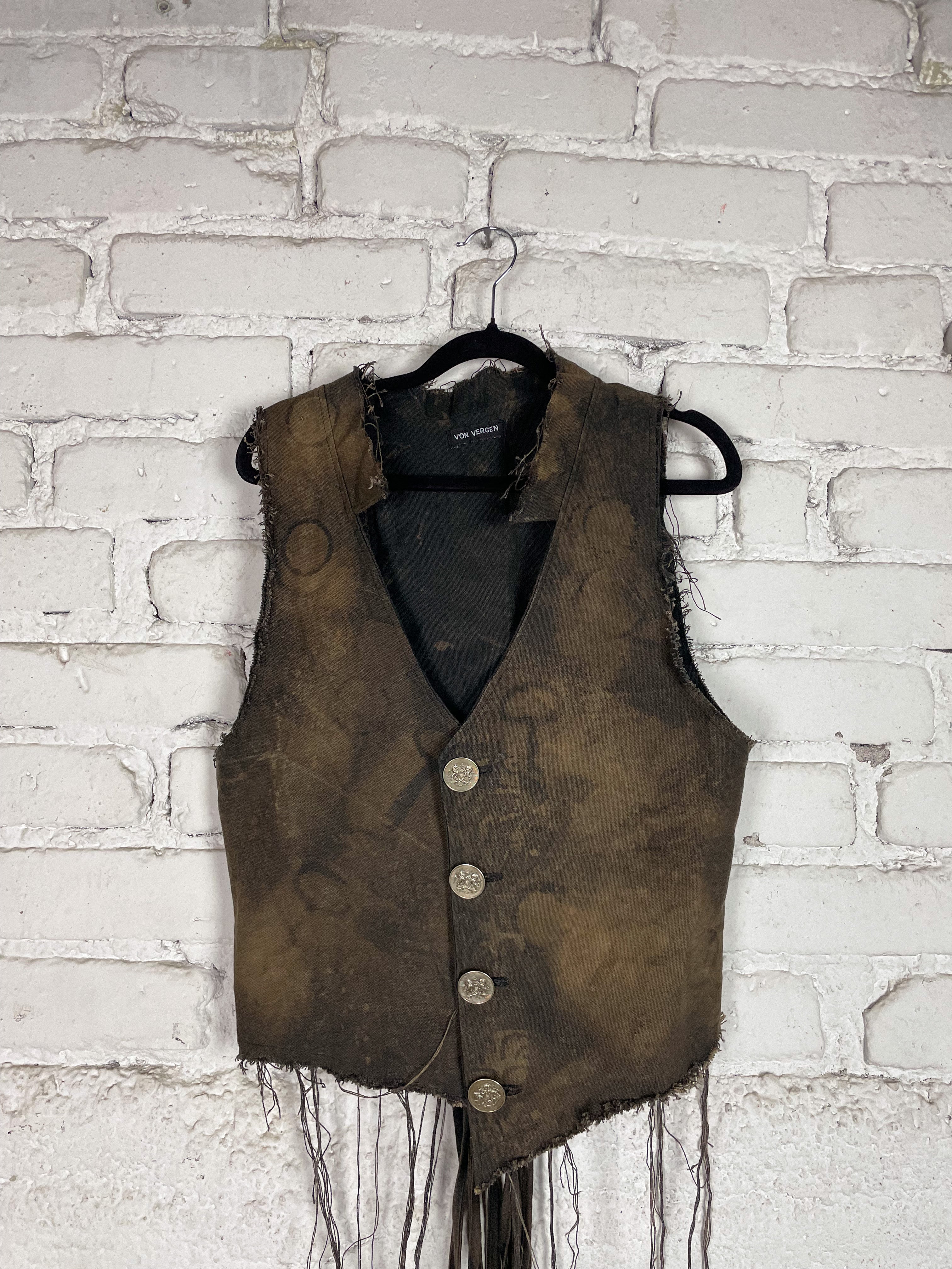PIRATE'S WORN VEST