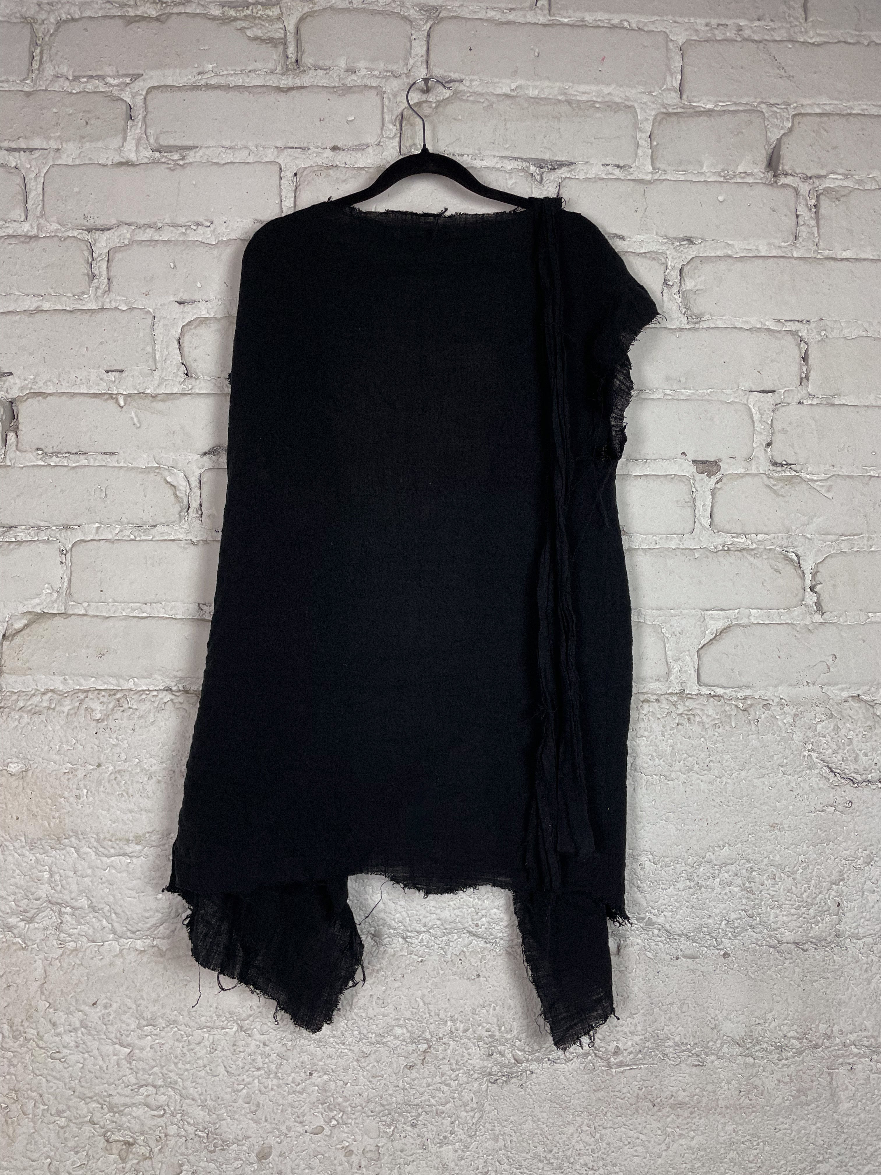 PIRATE'S SLEEVELESS SHIRT