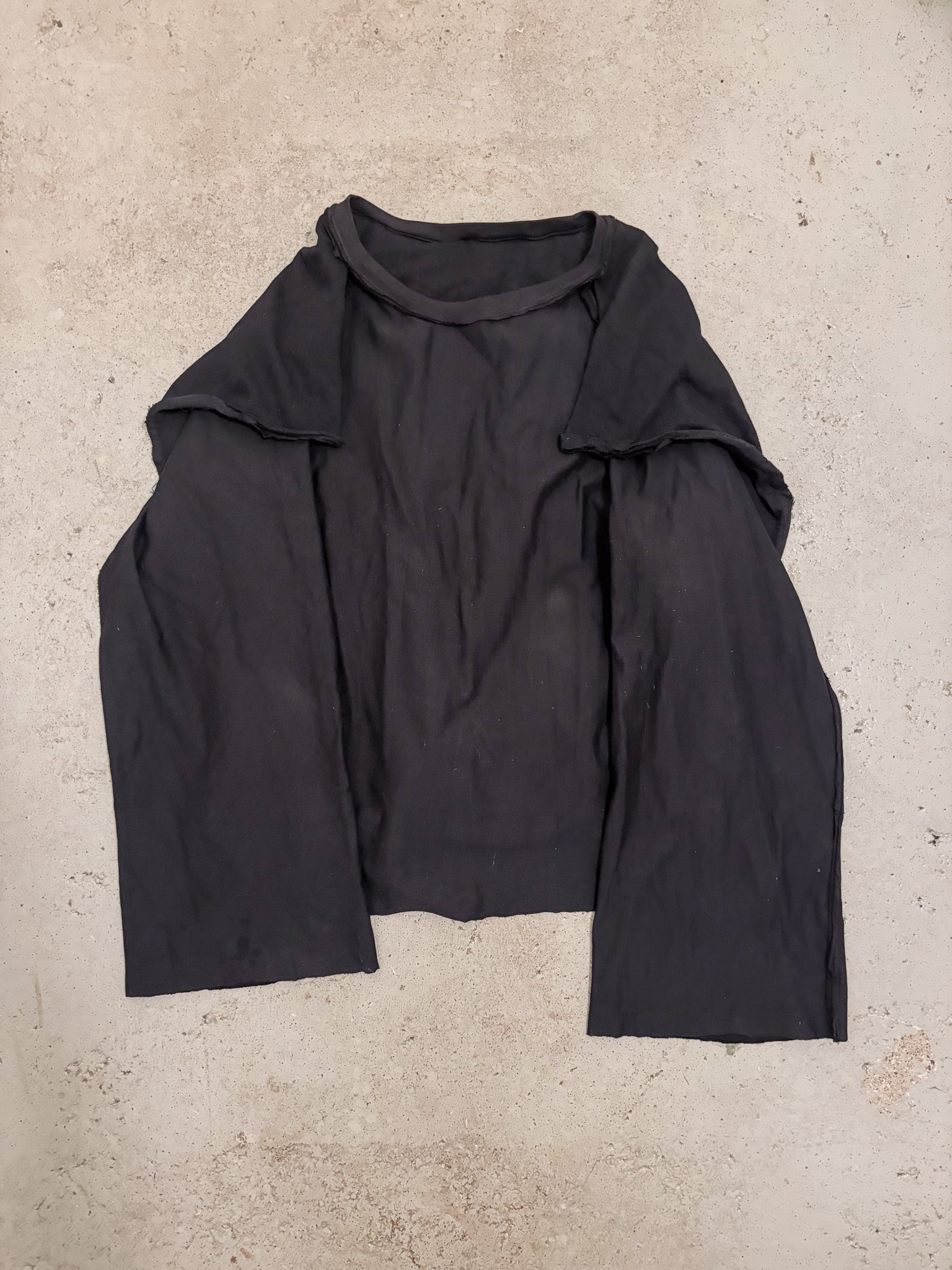 CAPE HOODIE